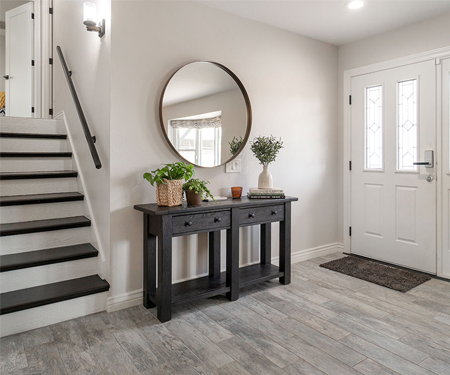 ENTRY / FOYER